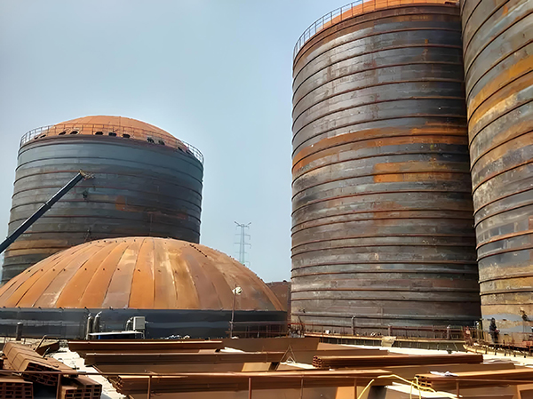 巴楚焦粉钢板仓